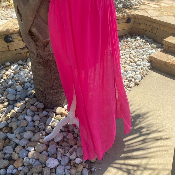 Hot 🔥 Pink! 💖 NWT maxi size M Hot Pink v front, open sides, back straps-New! - Picture 10 of 10